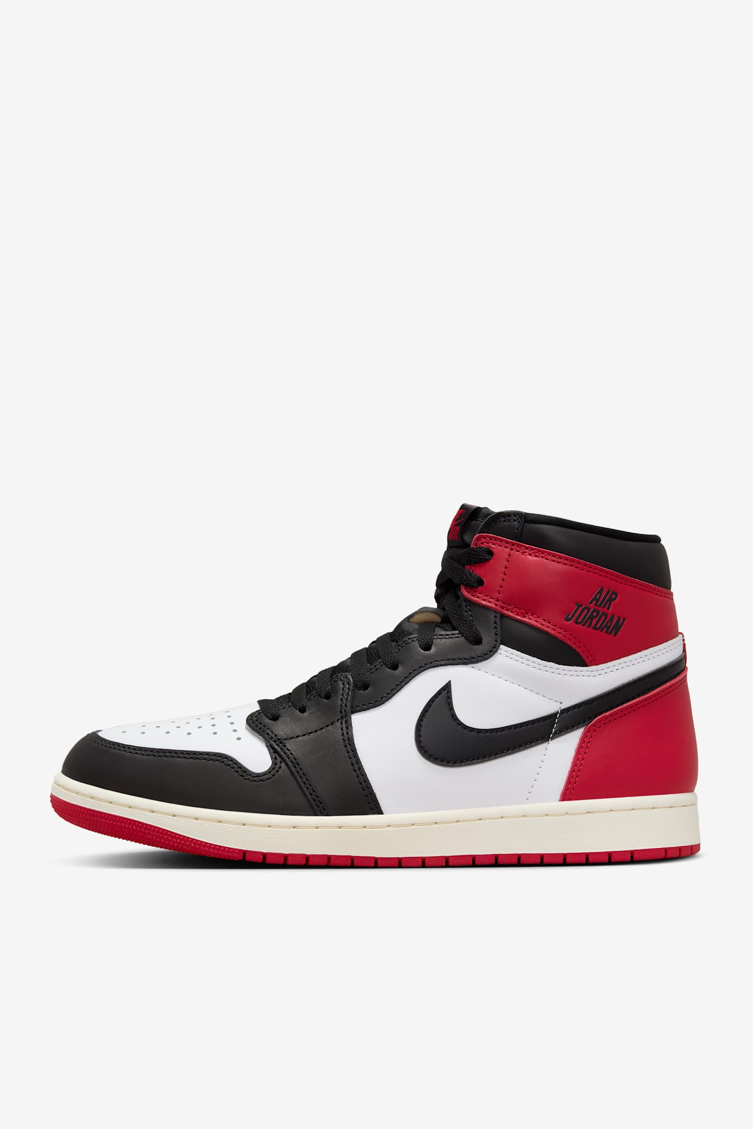 NIKE公式】エア ジョーダン 1 HIGH OG 'Black Toe' (DZ5485-106 NIKE公式】エア ジョーダン 1 HIGH OG 'Black Toe' (DZ5485-106